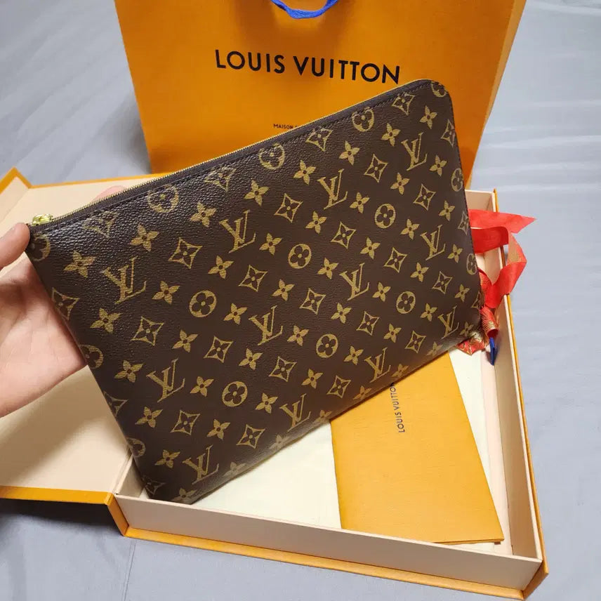 [BUNJANG] Louis Vuitton Etui Voyage MM Clutch Brown / [새상품급]루이비통 에튀보야주 MM 클러치 브라운
