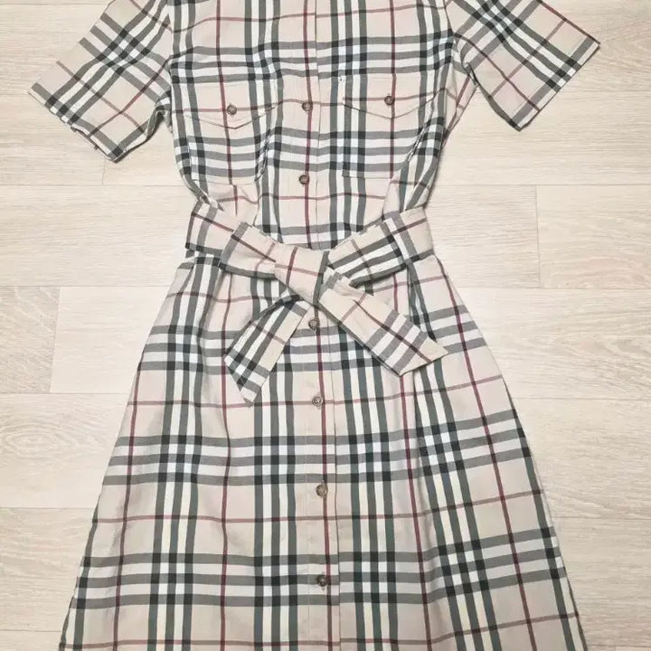 [BUNJANG] Burberry Check Shirt Dress with Belt Set / 체크 바버리 셔츠형 원피스 벨트 세트 55(uk6) 정품