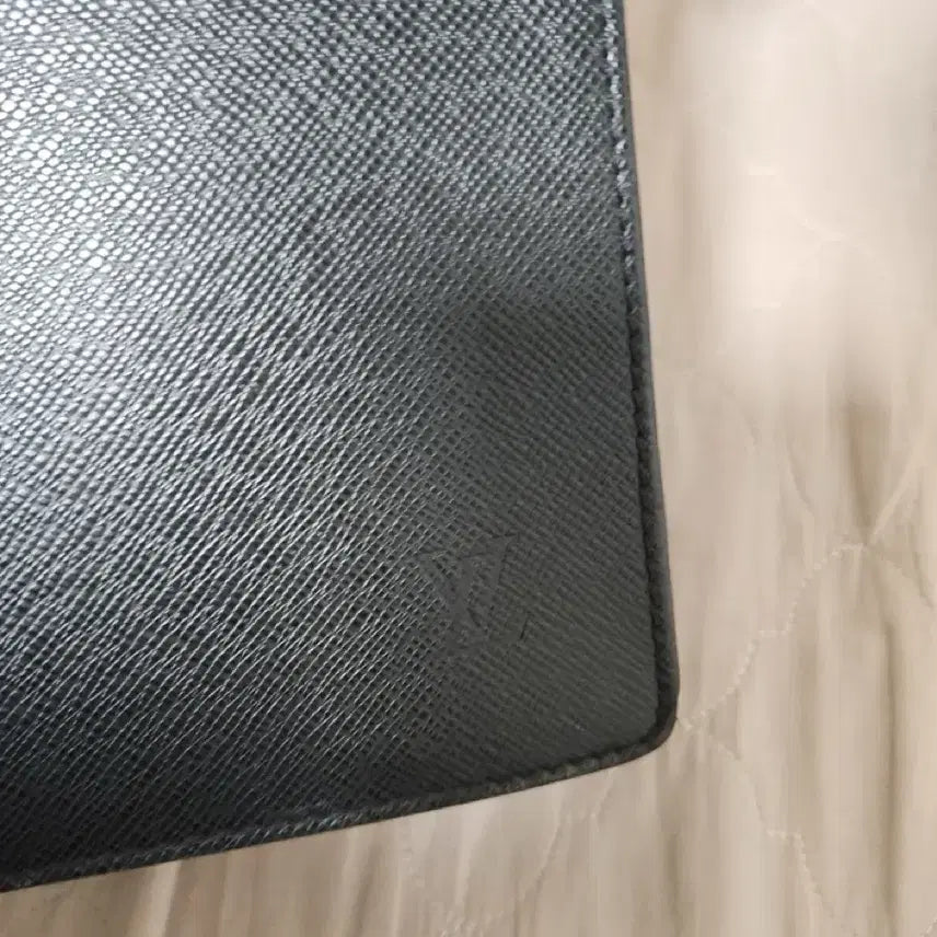 [BUNJANG] Louis Vuitton Taiga Rozan Briefcase / 루이비통 타이가 로잔 서류가방