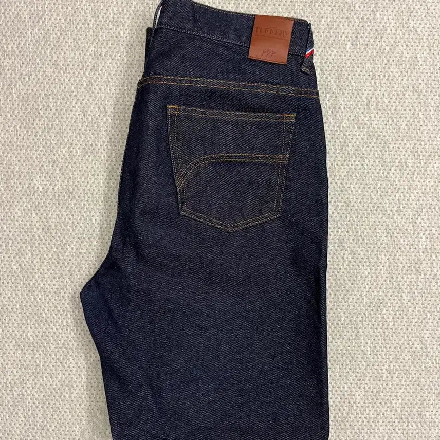 [SOLD OUT] Atelier TUFFERY 다크 인디고 스트레이트 데님