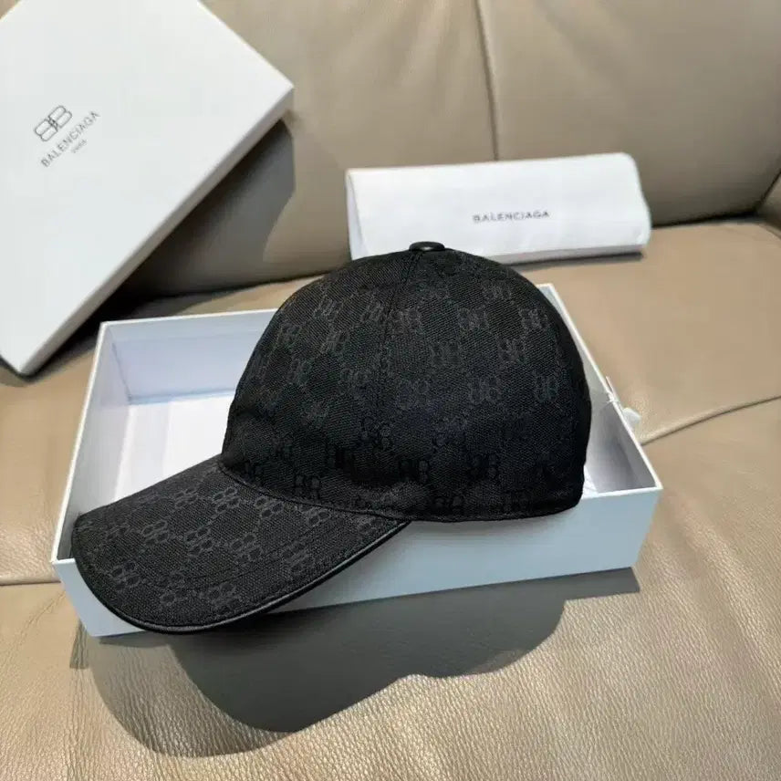 [BUNJANG] Balenciaga BB Logo Ball Cap / 발렌시아가 블랙 BB로고 볼캡