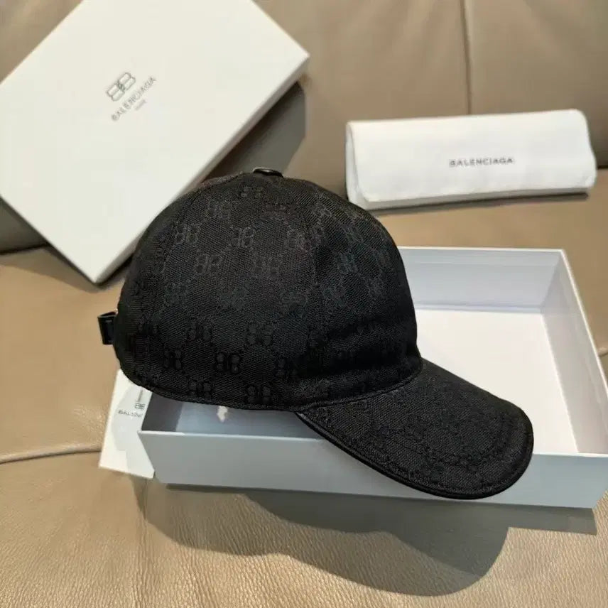 [BUNJANG] Balenciaga BB Logo Ball Cap / 발렌시아가 블랙 BB로고 볼캡
