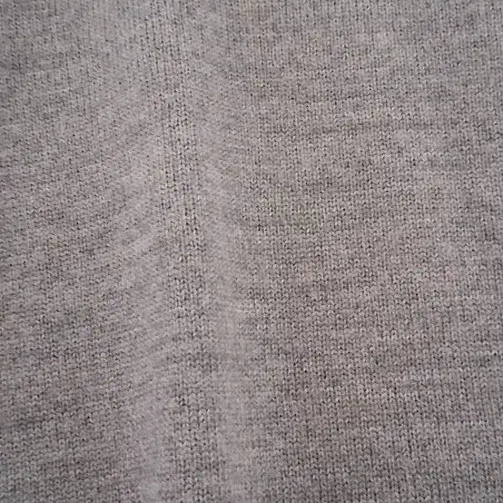 [BUNJANG] Hugo Boss Gray V-Neck Long Sleeve Knit Sweater / 휴고보스. 그레이 V넥 긴팔 니트