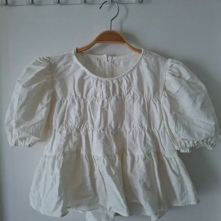 [BUNJANG] Ivory Puff Short Sleeve Blouse / 아이보리 퍼프 반팔 블라우스 55~66