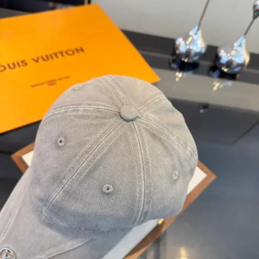 [BUNJANG] Louis Vuitton Baseball Cap Gray / 루이비통 볼캡 모자 그레이