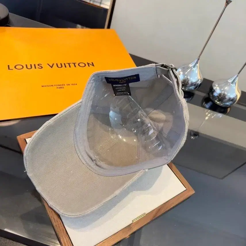 [BUNJANG] Louis Vuitton Baseball Cap Gray / 루이비통 볼캡 모자 그레이