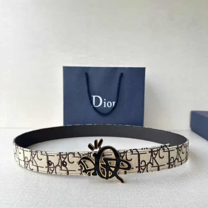 [SOLD OUT] [새상품구매]디올 남성 벨트 로고 레터 벨트95폭 3.5cm