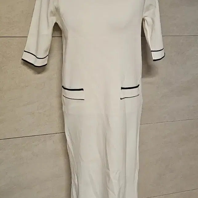 [BUNJANG] Ivory Colorblock Knit Cardigan and Dress Set / (새상품)  아이보리  배색 니트 가디건 세트