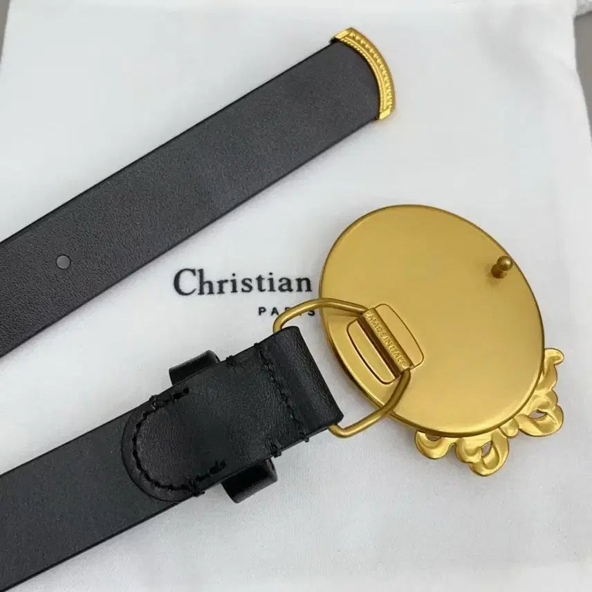 [SOLD OUT] 디올 로고 레터 골드 버클 벨트폭 2.5cm