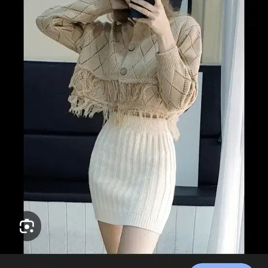 [BUNJANG] Beno Fringe Punching Knit Cardigan / 베노 프린지 루즈핏 펀칭니트 가디건