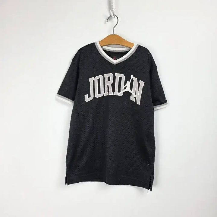 [BUNJANG] Nike Jordan Black Mesh Short Sleeve Jersey T-Shirt Kids 10-12 Years / 나이키 조던 블랙 메쉬 반팔 져지 티셔츠 아동 10-12세 0423