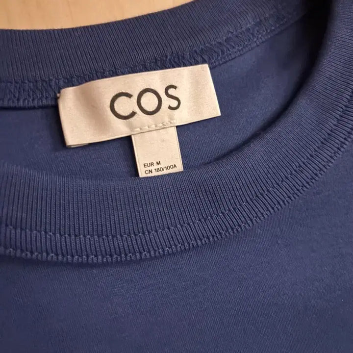 [SOLD OUT] cos 릴랙스드 저지 인터록 롱 슬리브 블루 M size