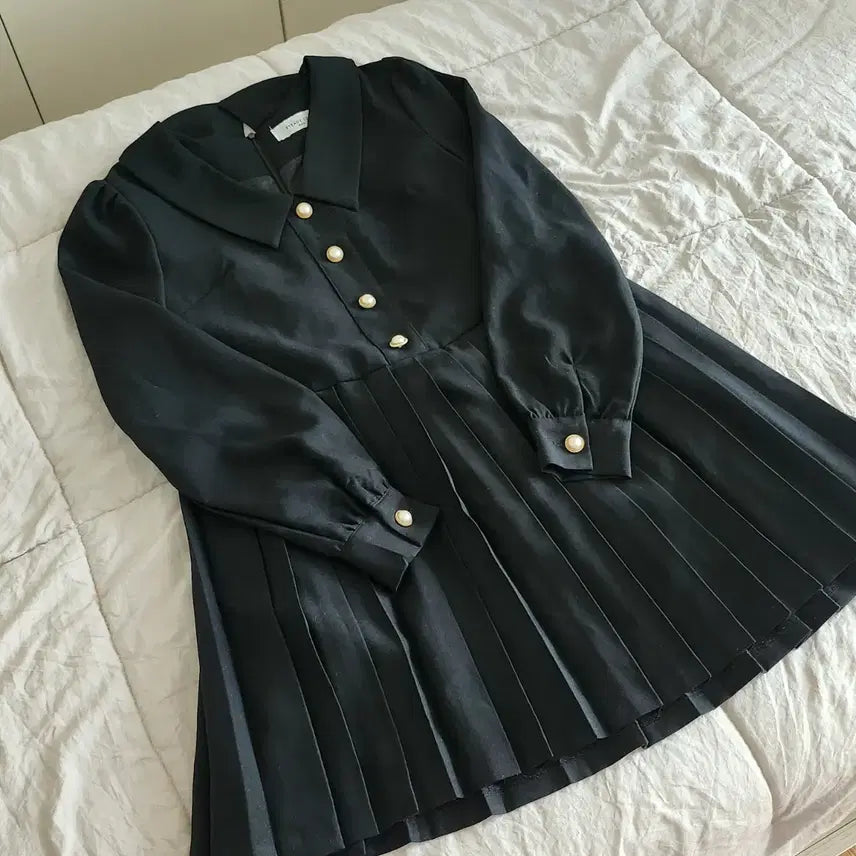 [BUNJANG] Black Pleated Dress (L) / 블랙 플리츠 원피스 (L)