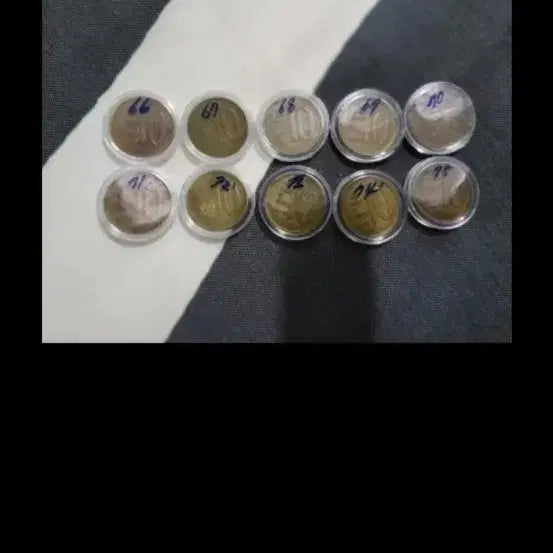 [BUNJANG] Vintage 10 Won Coin Collection Bundle (Individual Cases) / 희귀동전10원 동전 모음 (개별 케이스)일괄