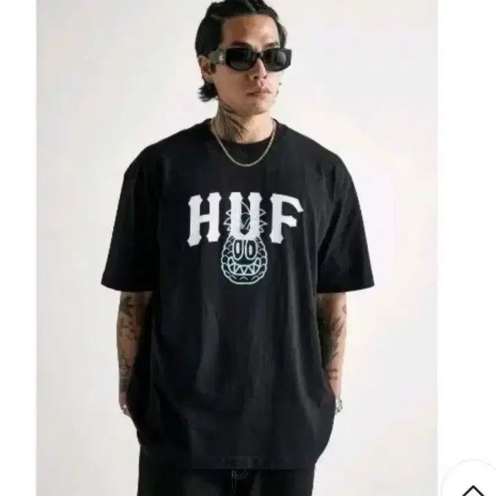 [BUNJANG] HUF Pineapple Graphic T-shirt / 덱스착용)무신사 HUF 파인애플티셔츠