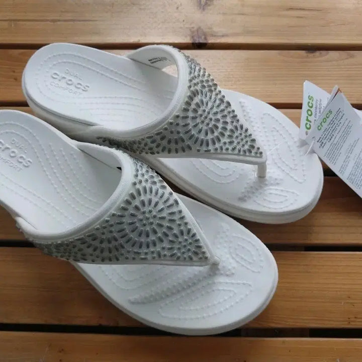 [BUNJANG] Crocs Comfort Flip-Flops W6 / 새상품) 크록스 컴포트 쪼리 슬리퍼 W6