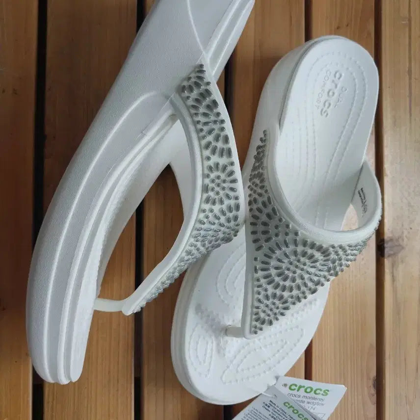 [BUNJANG] Crocs Comfort Flip-Flops W6 / 새상품) 크록스 컴포트 쪼리 슬리퍼 W6