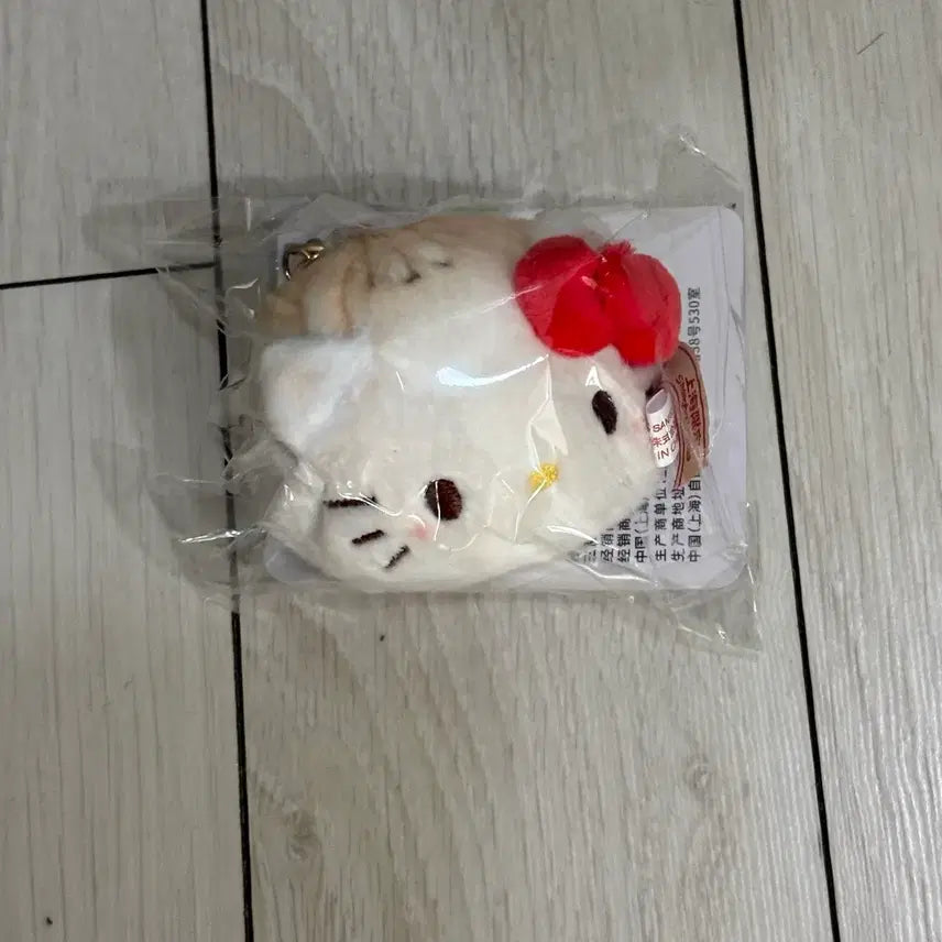 [BUNJANG] [현물] 상하이 만두 키티 한정 교자 키링 군만두 생전바오 / [현물] 상하이 만두 키티 한정 교자 키링 군만두 생전바오