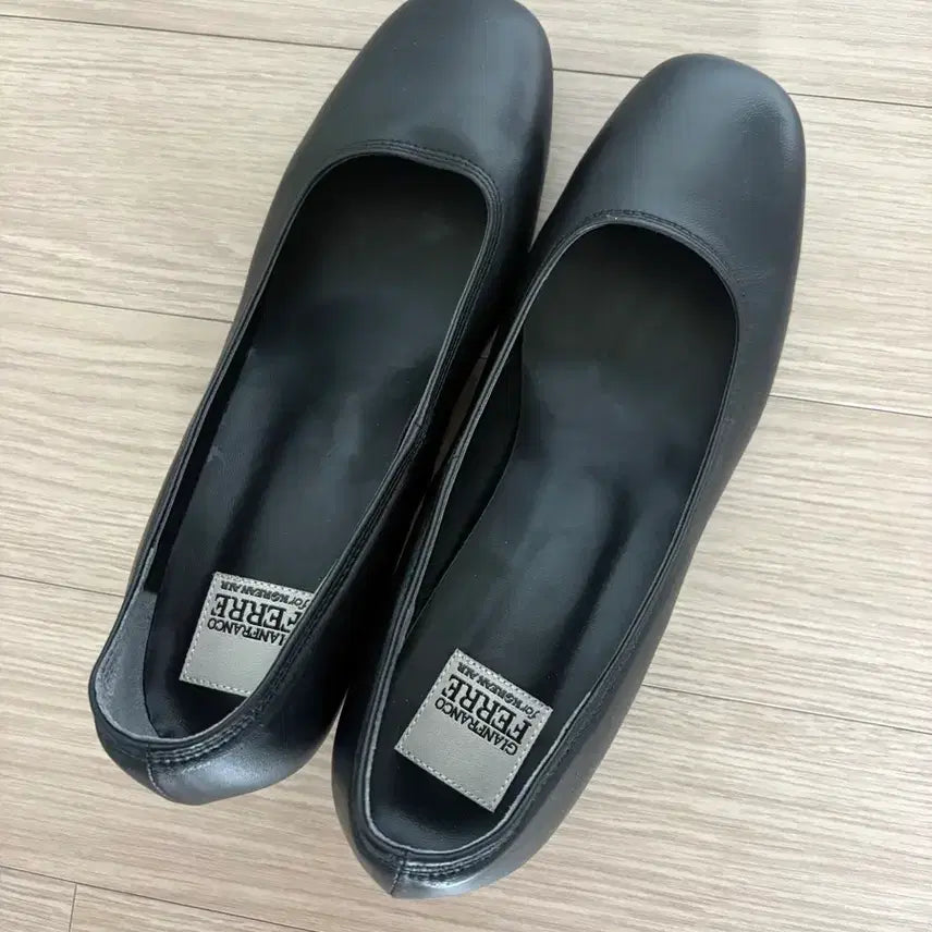 [BUNJANG] Korean Air Flight Attendant Uniform Shoes 230 / 대한항공 승무원 기내화 230