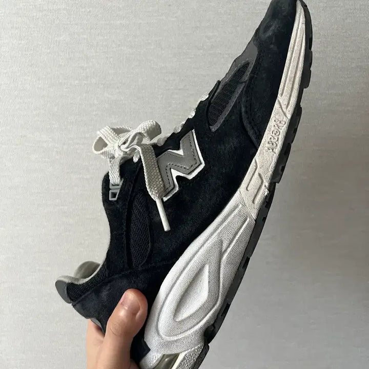 [BUNJANG] New Balance 990v2 Black Grey / [260] 뉴발란스 990V2 블랙 그레이