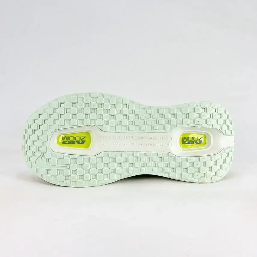 [BUNJANG] Nike Air Zoom Mint Green Sneakers / 나이키 운동화 민트 형광 에어줌 사이즈265