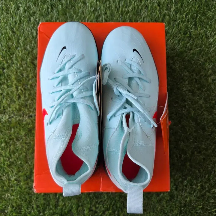 [BUNJANG] Nike Kids Futsal Shoes Sky Blue / 나이키 키즈 풋살화 축구화 스카이블루 새상품