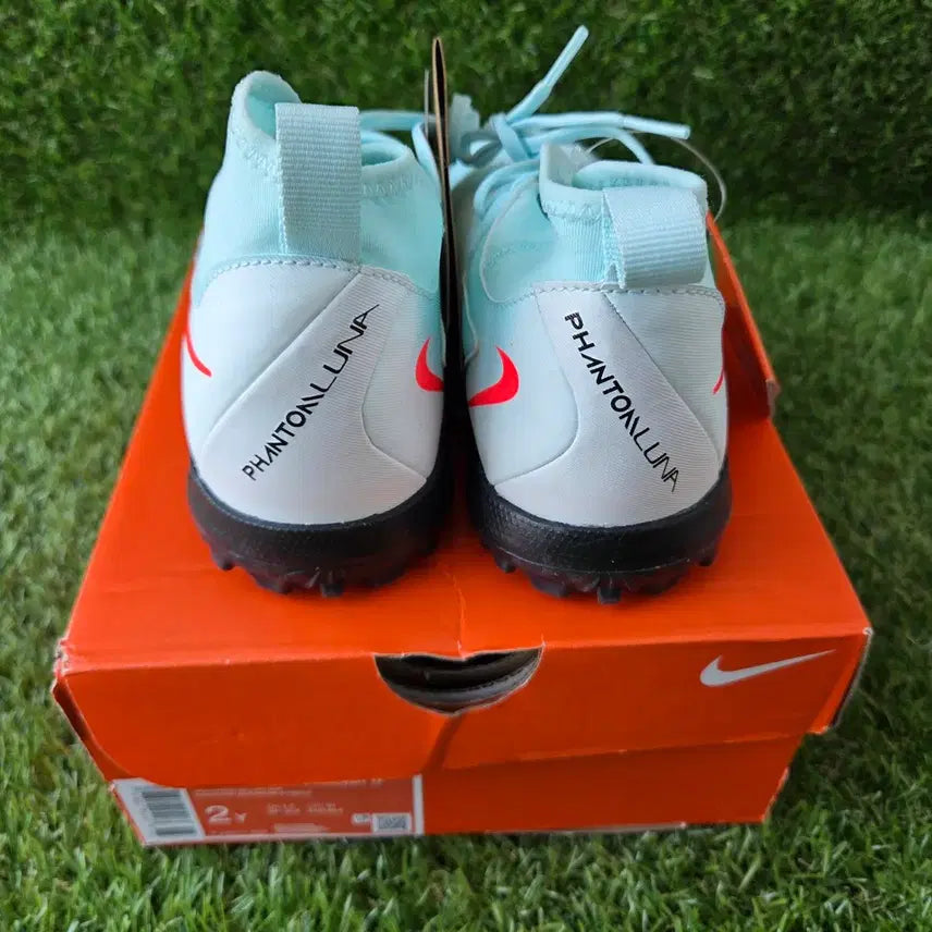 [BUNJANG] Nike Kids Futsal Shoes Sky Blue / 나이키 키즈 풋살화 축구화 스카이블루 새상품