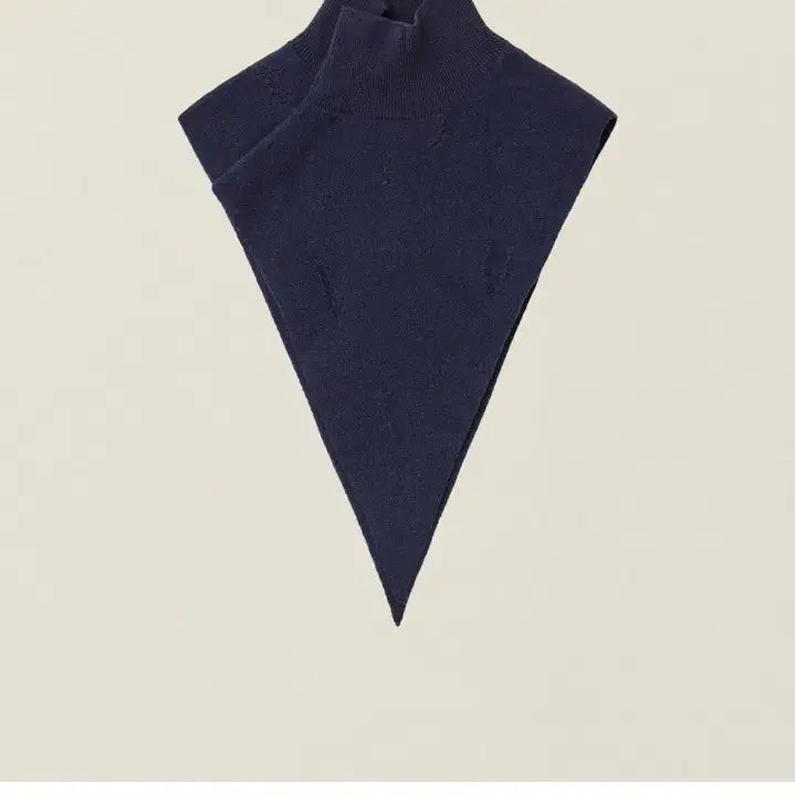 [BUNJANG] EE Numare Distressed Closure Wool Scarf - Navy / EE 누마레 DISTRESSED CLOSURE WOOL SCARF 네이비