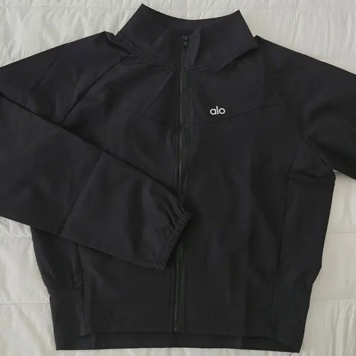 [SOLD OUT] 알로 바람막이 자켓 s