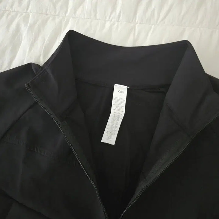 [SOLD OUT] 알로 바람막이 자켓 s