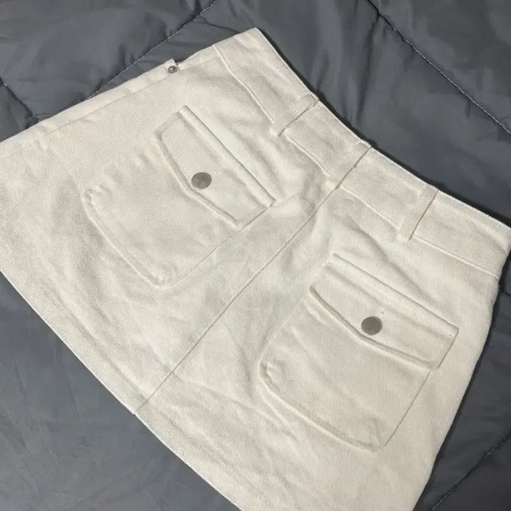 [BUNJANG] Ivory Mini Skirt S / 아이보리 미니 스커트 S
