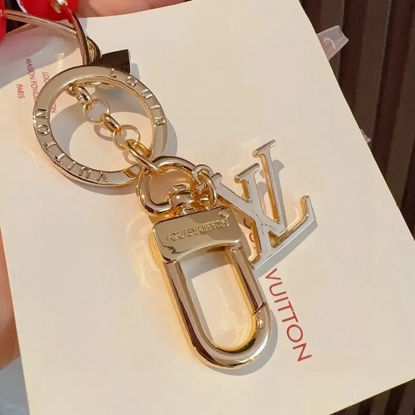 [BUNJANG] Louis Vuitton Cherry Keyring / 루이비통 LV 체리 키링