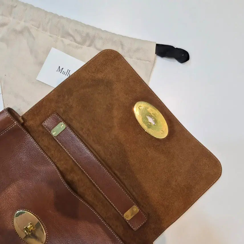 [BUNJANG] Mulberry Lily Bag M (Mint Condition) / 멀버리 클래식 릴리백 M (거의 미사용/풀구성)