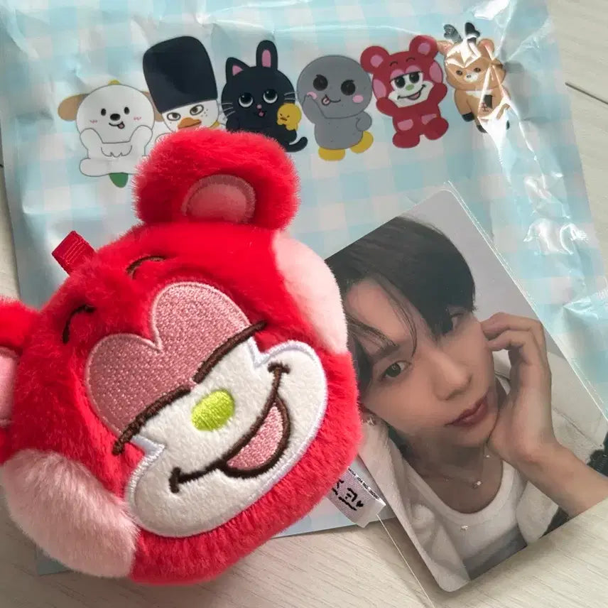 [SOLD OUT] 상하이 팝업 라이즈 원더랜드 웃는 리즈코 쇼타로 키링