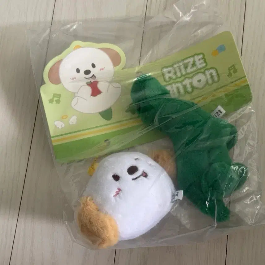[BUNJANG] RIIZE Wonderland Mungryong Wink Keyring Set / 리라즈 상하이 팝업 라이즈 원더랜드 윙크 멍룡이 키링 세트