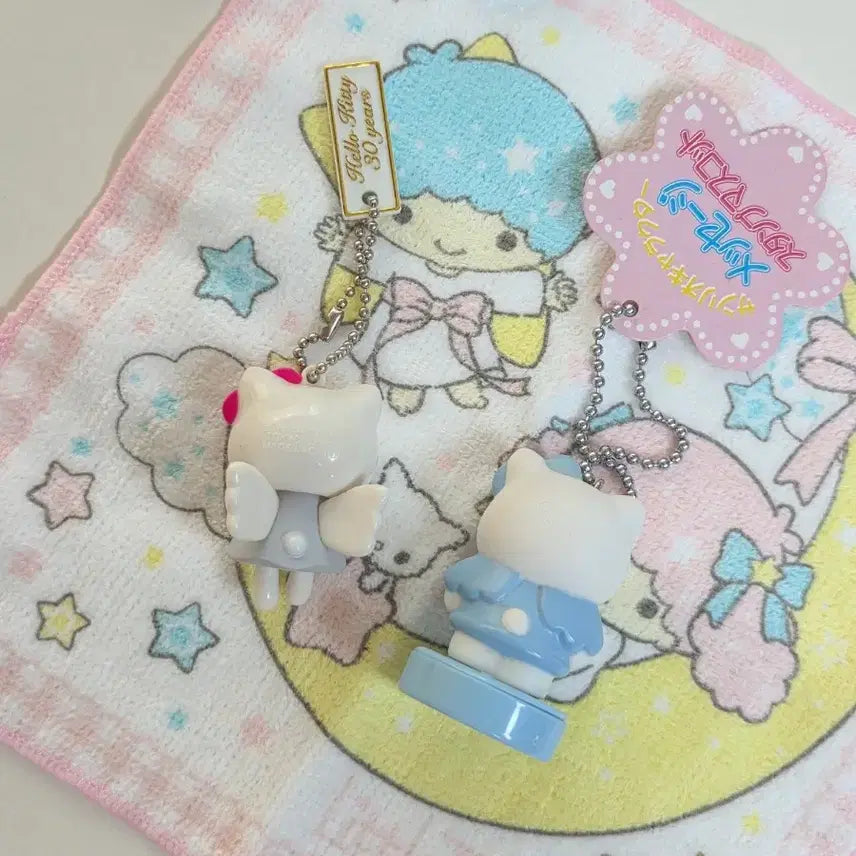 [BUNJANG] Hello Kitty 30th Anniversary Dangle Charm Figure Keychain Angel Kitty Stamp Keychain / 고전키티 30주년 달랑이 피규어키링 엔젤키티 도장키링