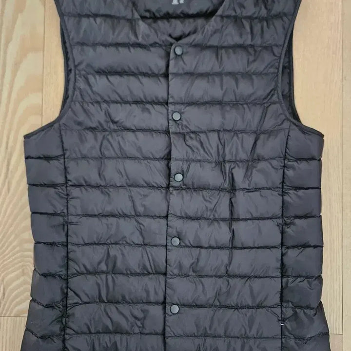 [BUNJANG] Uniqlo Lightweight Vest (XS) / 유니클로 경량조끼(xs)