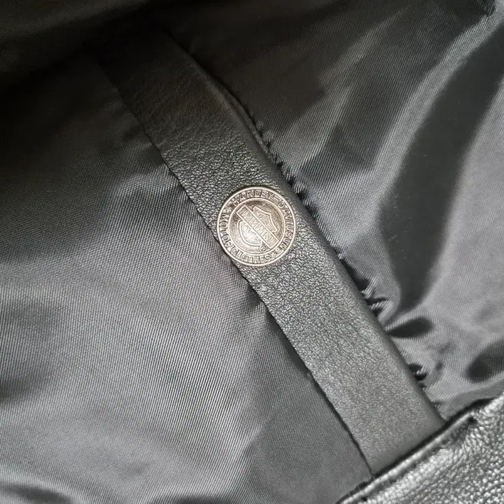 [BUNJANG] Harley Davidson Leather Vest Black / 할리데이비슨 가죽 조끼 블랙