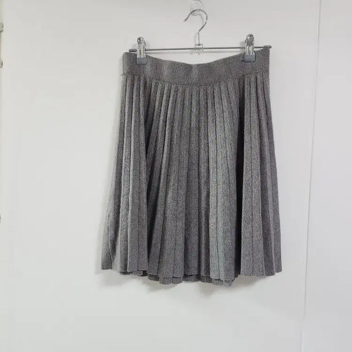 [BUNJANG] Gray Pleated Mini Skirt - Free Size / 거의새것 회색 플리츠 미니스커트 free