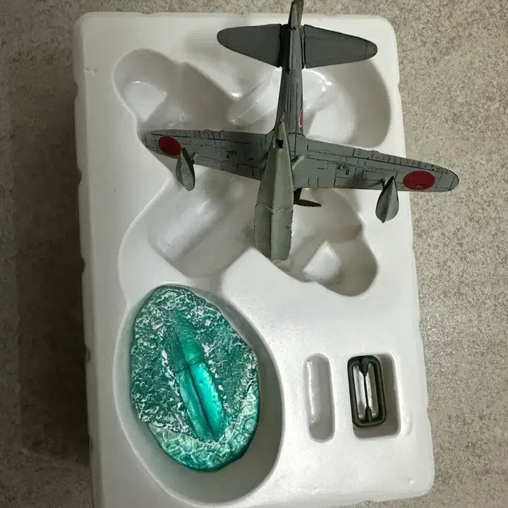 [BUNJANG] Takara 1/144 A6M2-N Type 2 "RUFE" / Takara 1/144 A6M2-N Type 2 "RUFE"