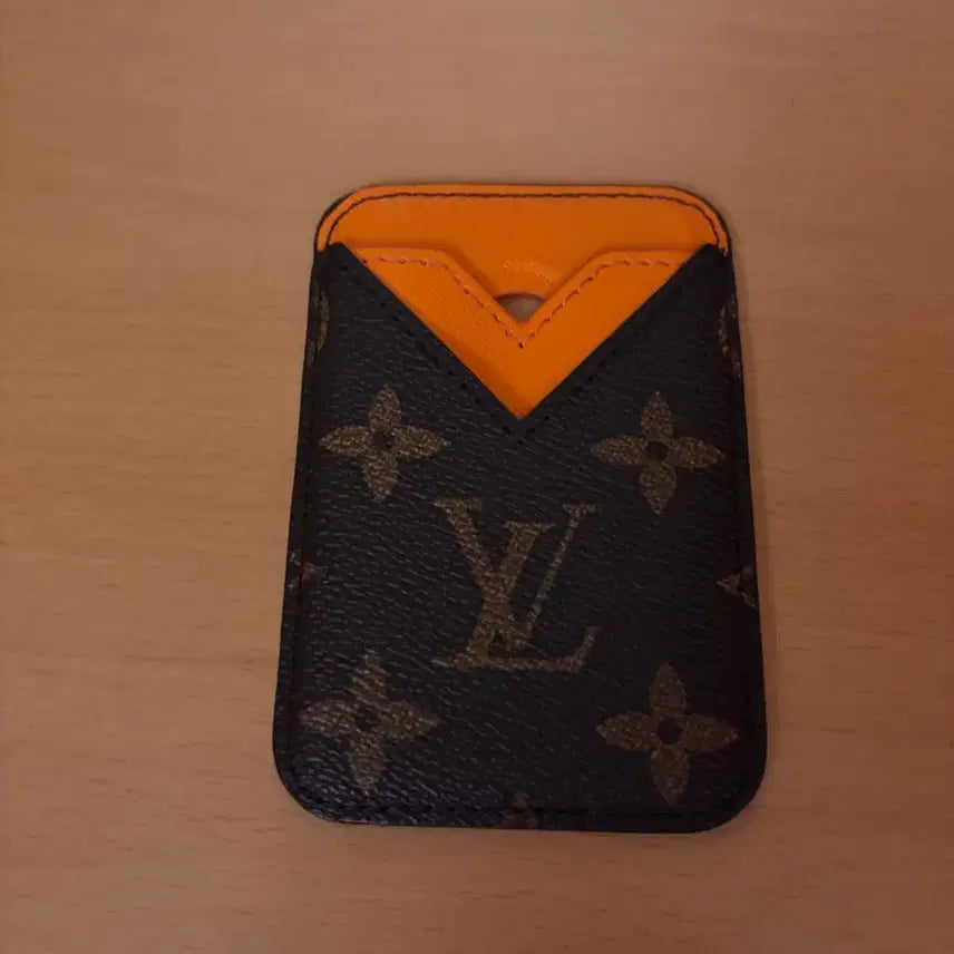 [BUNJANG] Louis Vuitton Monogram MagSafe Card Wallet Brown / 루이비통 맥세이프 카드지갑 모노그램 브라운