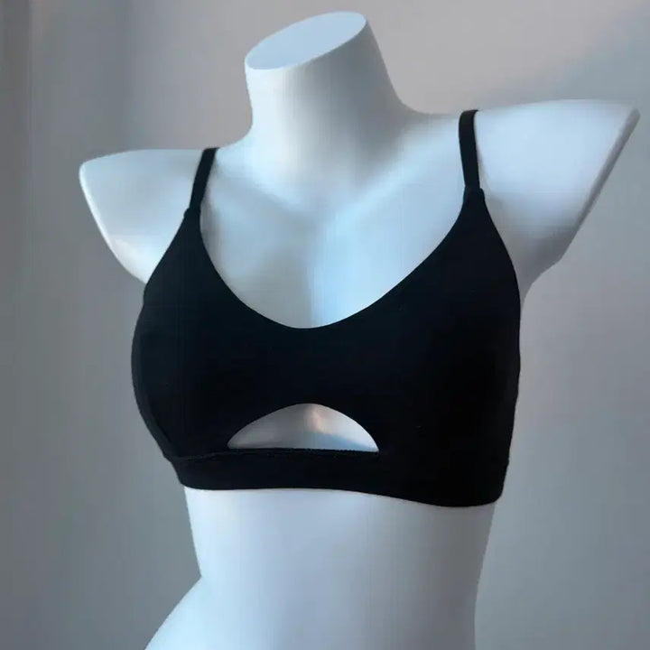 [BUNJANG] Frank And Oak Cotton Cutout Bralette - Black (S) / [새상품] 프랭크앤오크 코튼 섹시 브라렛 / 재고 여러장
