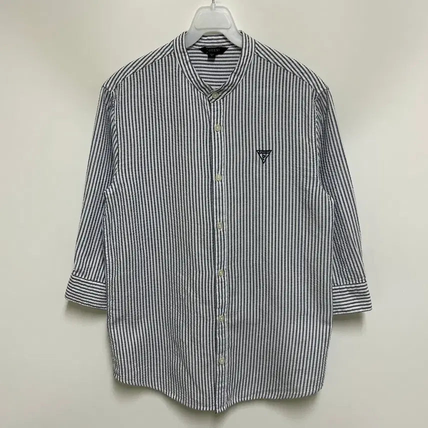 [BUNJANG] GUESS Striped Henley Neck Shirt / [여자-95]GUESS 게스 스트라이프 헨리넥 셔츠