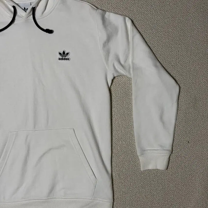 [SOLD OUT] 아디다스 XL ac 와펜 후드티 화이트