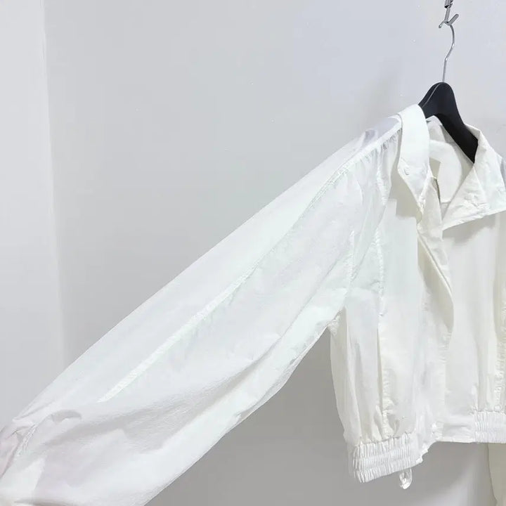 [BUNJANG] Find Ivory Crinkly Blouson Jumper / 파인드 아이보리 바스락 블루종 점퍼