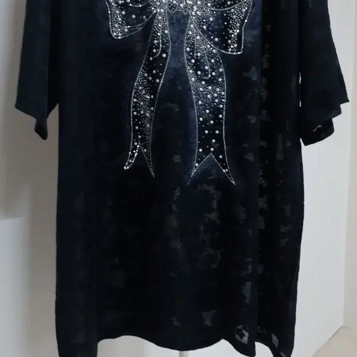[SOLD OUT] 새상품 레이스 루즈핏 반팔티