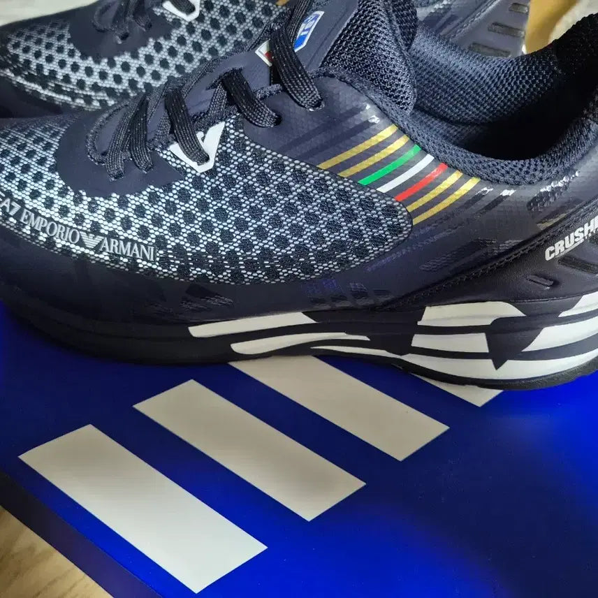 [BUNJANG] Emporio Armani EA7 Limited Edition Sneakers / EA7 엠포리오 아르마니 한정판 스니커즈 265 새제품