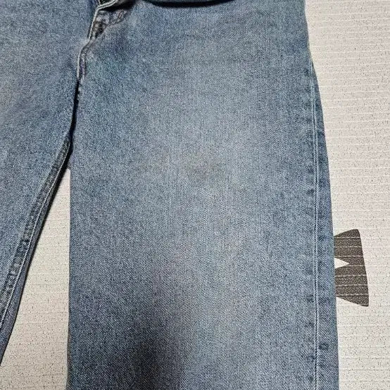 [BUNJANG] amoupre Denim Jeans Light Blue / amoupre 데님 바지 연청 컬러