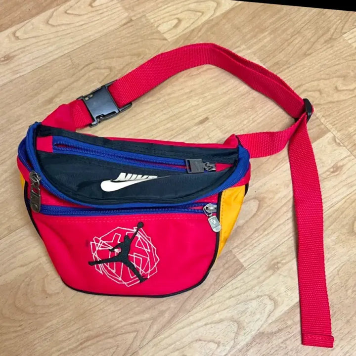[BUNJANG] Nike Jordan 90s Old School Mini Sling Bag / 90s올드스쿨 나이키 조던 슬링백 힙색