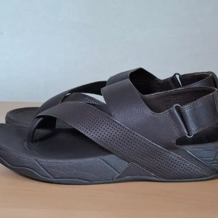 [BUNJANG] Fitflop Leather Sandals / 핏플랍 280 가죽 샌들